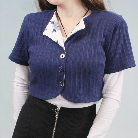 Vintage 80s Cropped button up Tee by L.A. Gal - Picture 1 of 6
